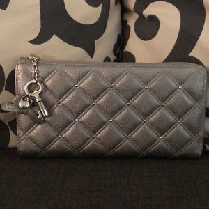 🚫SOLD🚫 Lovecat “L” zip Studded Wallet